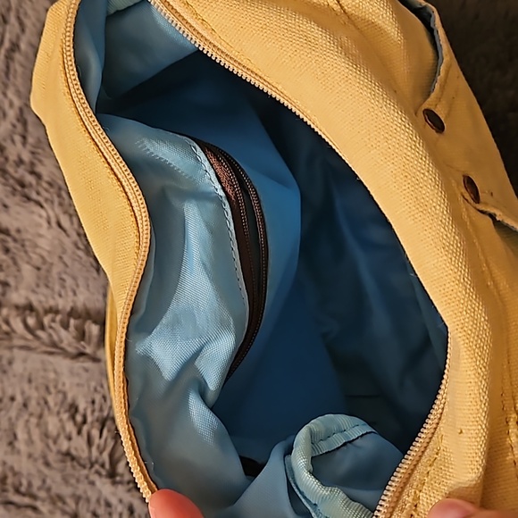 Kavu pale yellow canvas Oxford hobo style purse - Picture 7 of 8